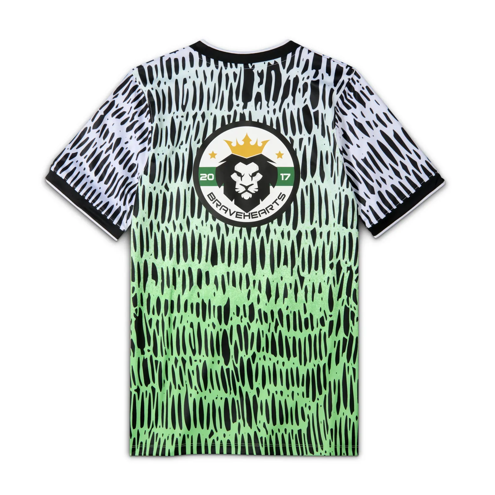 Shirt in a black, white and green streaked pattern, the back carrying a Bravehearts 2017 crest with a crowned lion